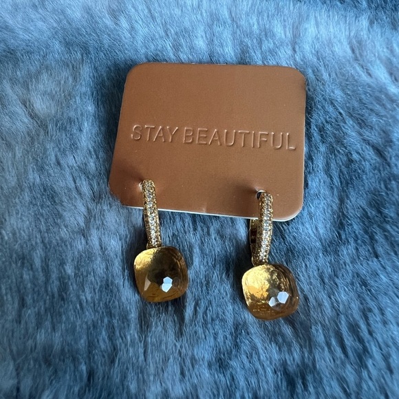 NEW Zirconite Cabochon Hoop Huggies Earrings - Picture 2 of 2